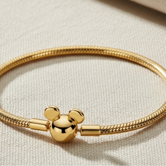 Pandora Jewelry - Elegant Gold Bracelet with Iconic Design